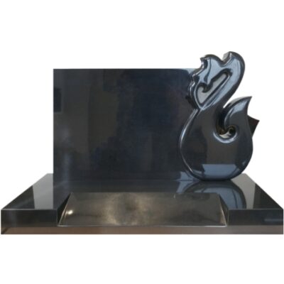 Carved Manaia Memorial and Plain Base