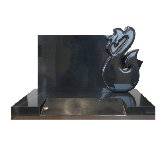 Carved Manaia Memorial and Plain Base