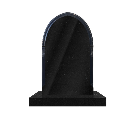Gothic Plate on a Plain Base